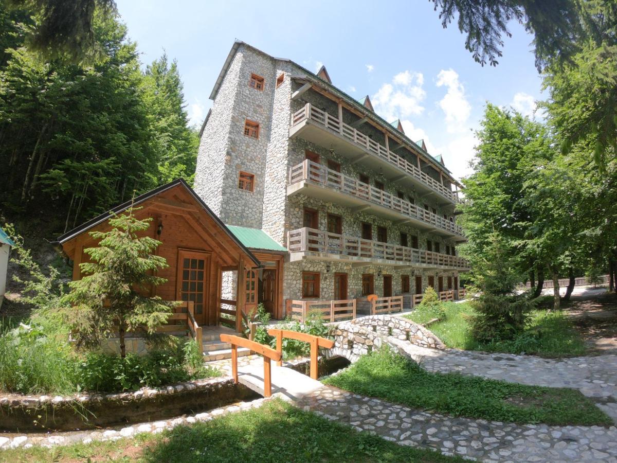 Fusha E Gjes Hotel Valbona Esterno foto